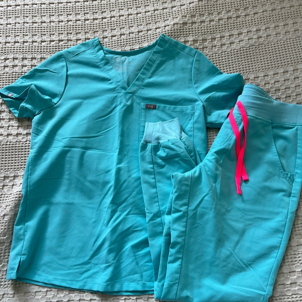 Figs Aqua Scrub Set with Neon Pink Accents